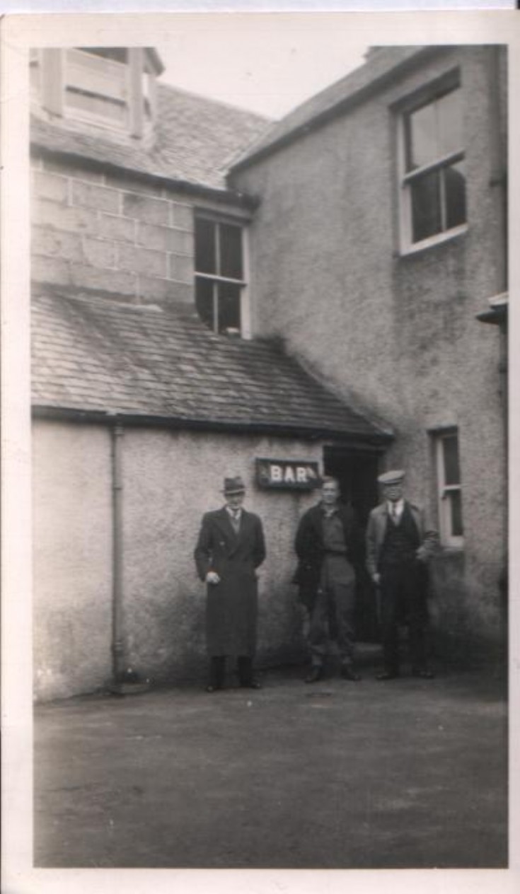 Jack Johnston, Joe Pinkerton & Davie Craib at the Loch Ericht Hotel